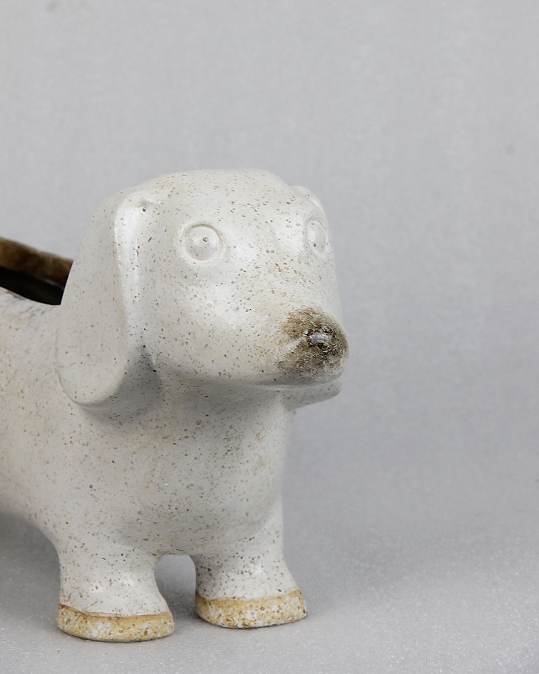 Ceramic Dachshund (Cream)